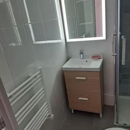 Primavera 115, T2 Avec Piscine, Parking à 300m Appartamento *