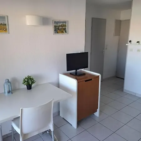 Primavera 115, T2 Avec Piscine, Parking à 300m Agde